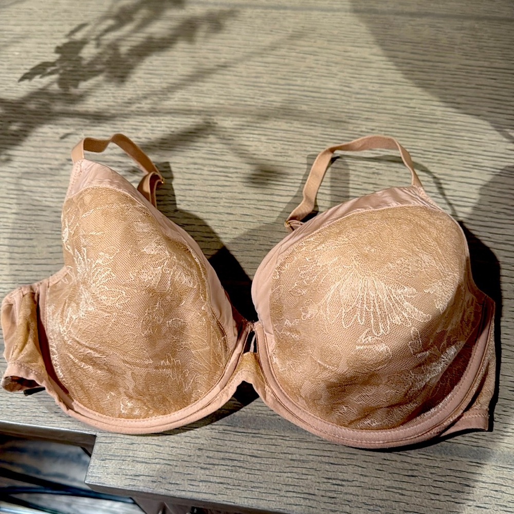 EUC Soma Lightest Lift Perfect Coverage Bra 40DDD Pale Sand